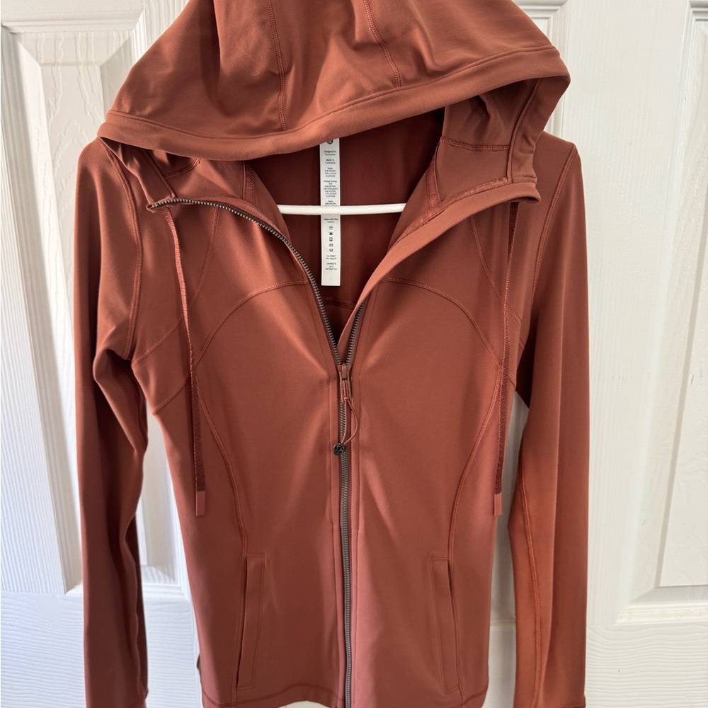 Lululemon nulu hooded define in ancient copper - size 4